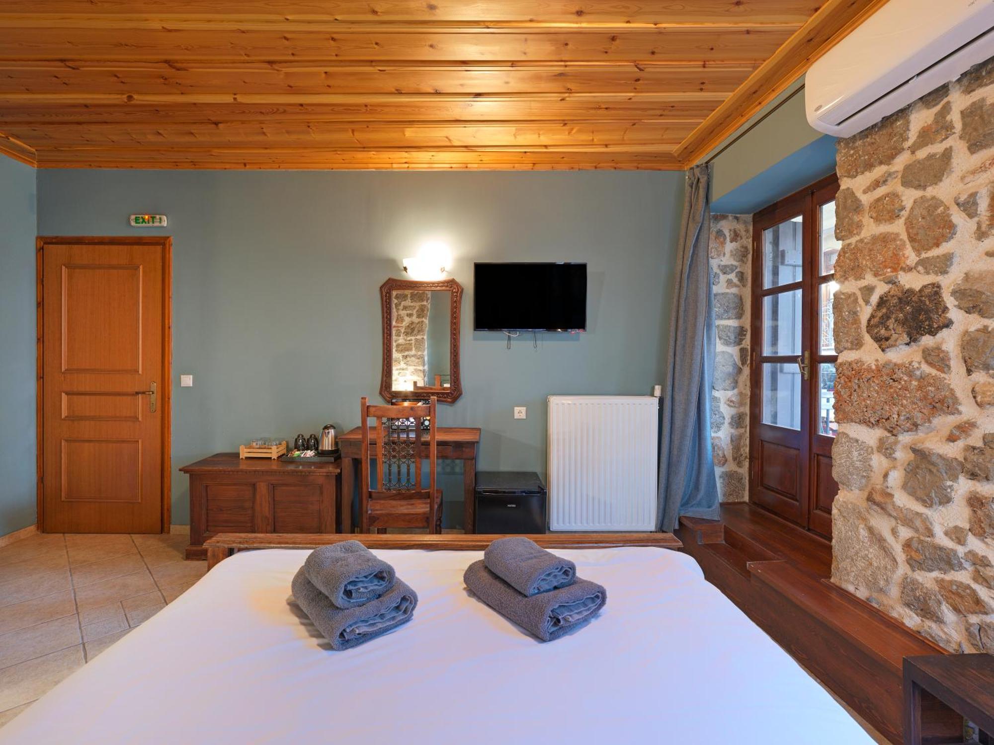 White Hills Suites & Spa Arachova Exterior foto